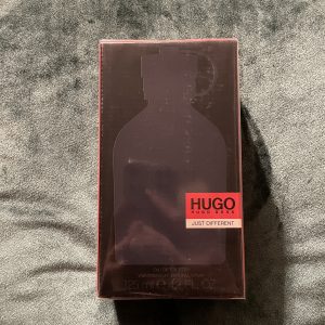 Hugo Boss Just Different EDT 150ml
